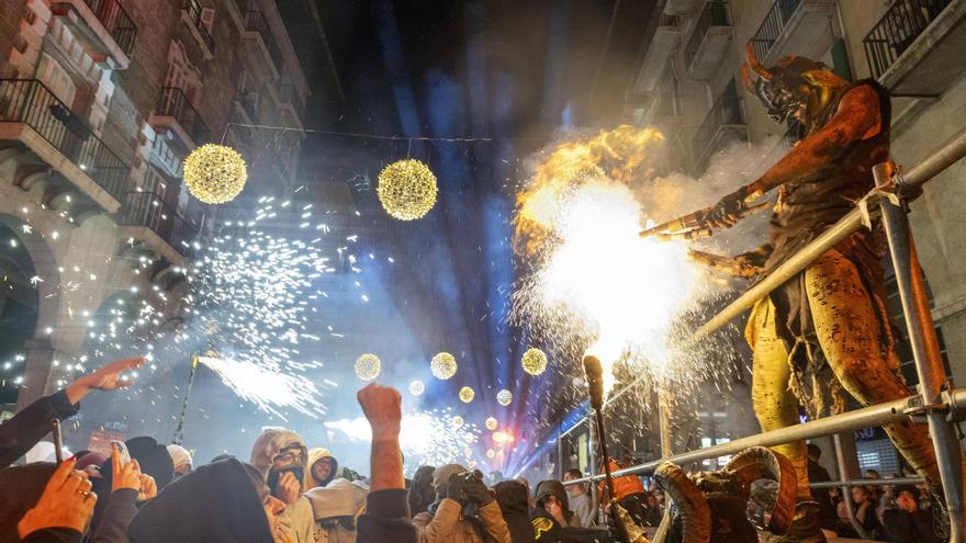 Höllenspektakel zum Abschluss des Stadtfestes von Palma auf Mallorca