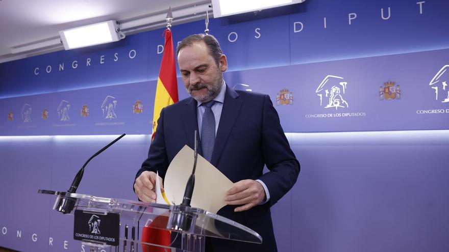 Ábalos se aferra al escaño pese al suplicatorio del Supremo y el PSOE dilata su expediente de expulsión