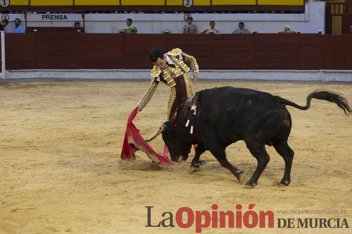 Tarde histórica en Abarán con la alternativa de José María Trigueros y el indulto de Tomás Rufo, junto a Castella salieron a hombros