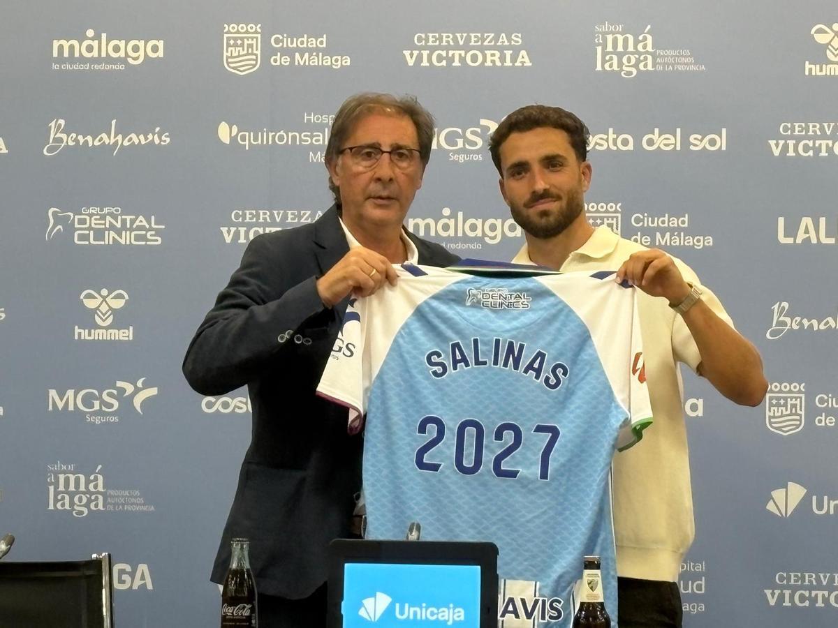 José Salinas se presentó este viernes como nuevo jugador del Málaga CF.
