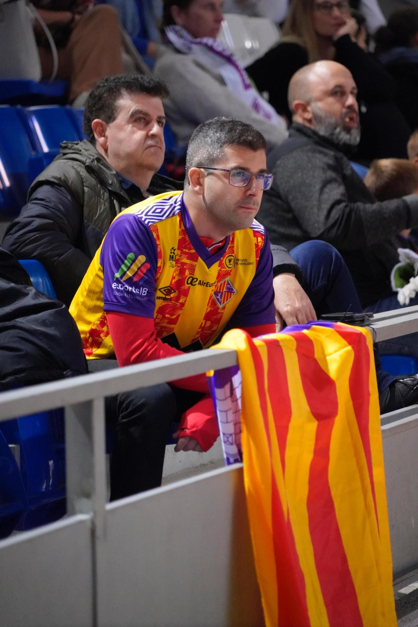 La afición también vivió el triunfo del Palma Futsal en Son Moix