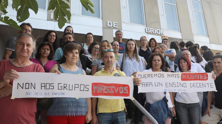 Educación e a ANPA do Instituto de Brión acordan adscribir dous profesores máis