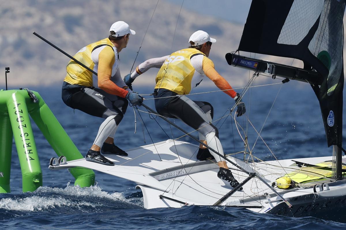 La 'medal race' del skiff de vela que les ha valido el oro a Diego Botín y Florian Trittel, en imágenes.