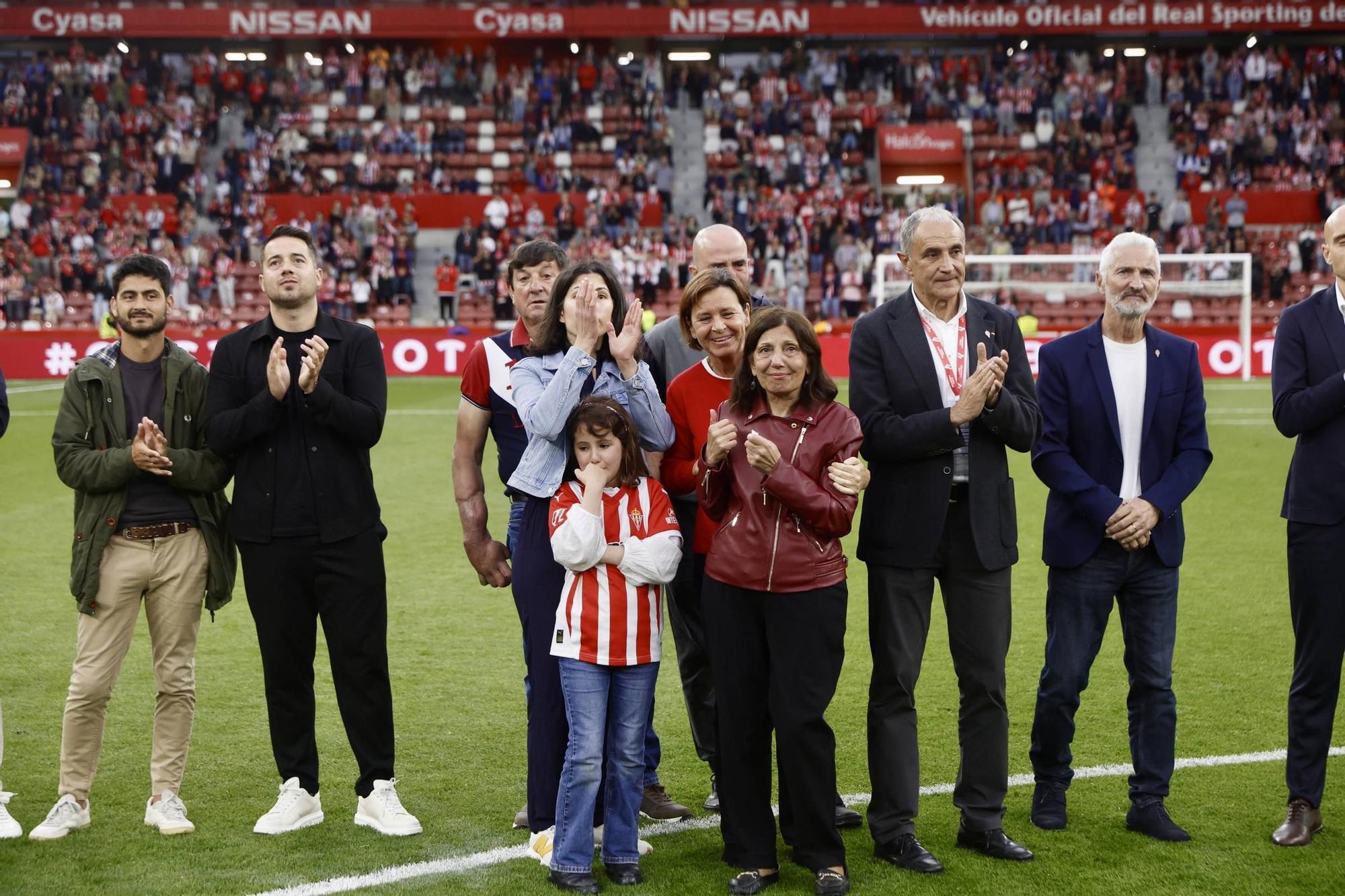 Cote y un adiós de película: así fue la despedida del Sporting a José Ángel