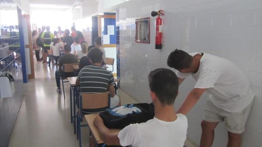 La Junta coordinará con colegios y ampas un plan de climatización