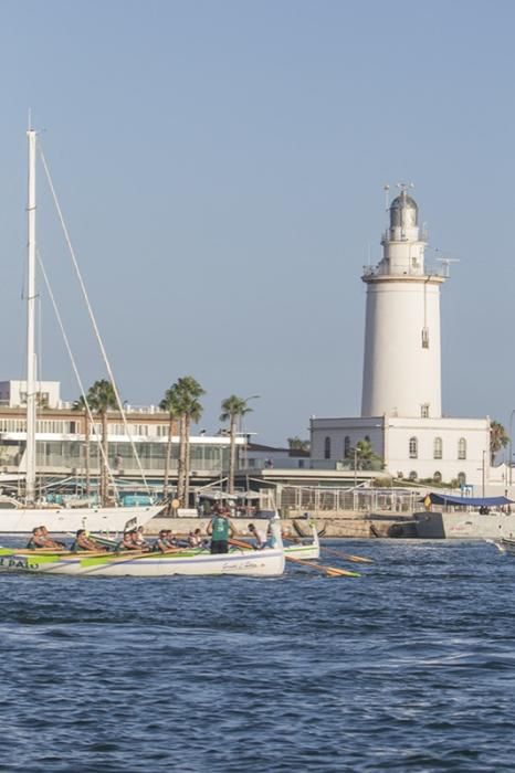 Regata de Jábegas en el Muelle Uno