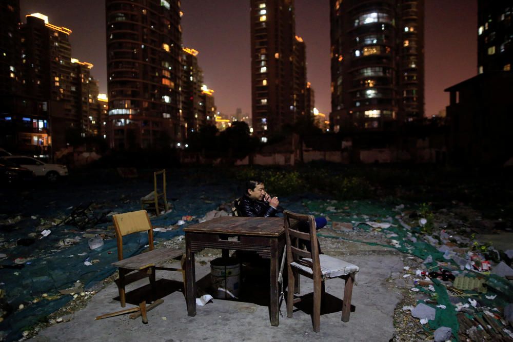 The Wider Image: Shanghai's nail naighbourhood