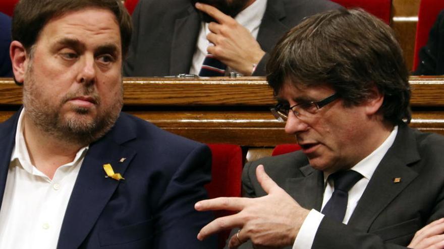 Junqueras i Puigdemont al Parlament.