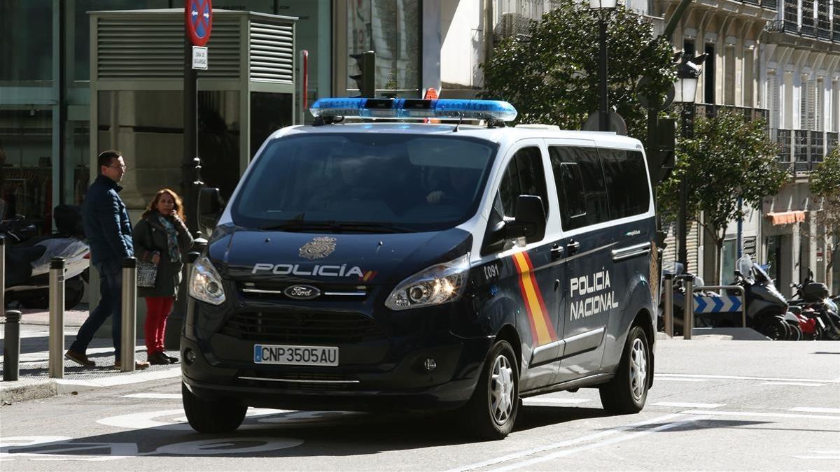 Furgón que ha trasladado a Jordi Sànchez dentro del Tribunal Supremo, este martes.