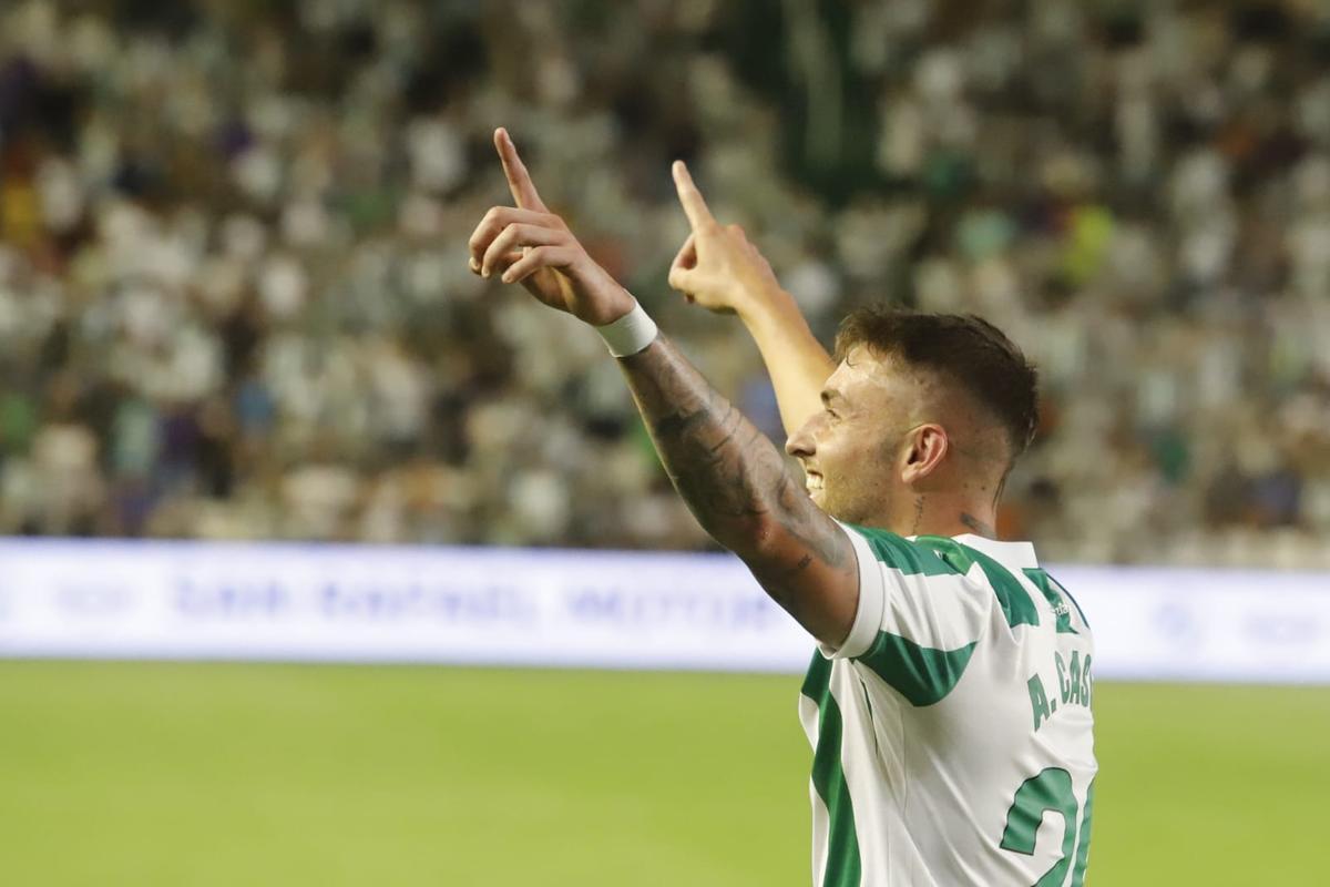 Córdoba CF-Burgos | Las imágenes del partido de Liga Hypermotion en El Arcángel