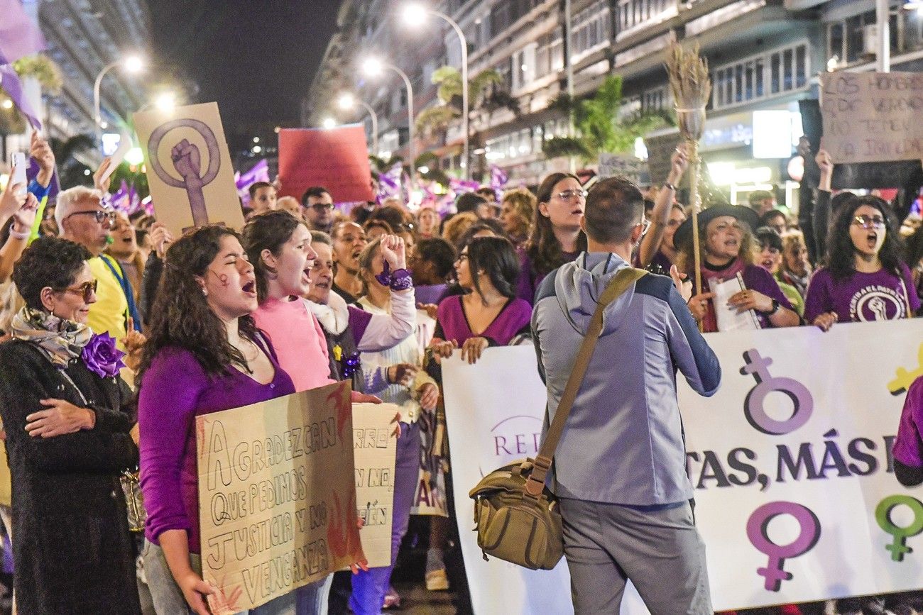 La manifestación del 8M en Las Palmas de Gran Canaria, en imágenes