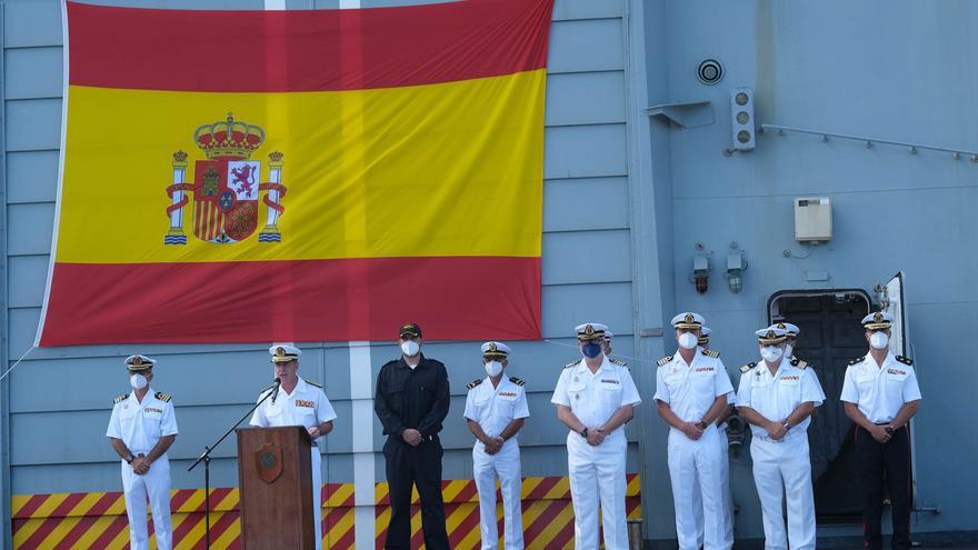 Salida del BAM Relámpago desde la Base Naval de Las Palmas (agosto 2022)
