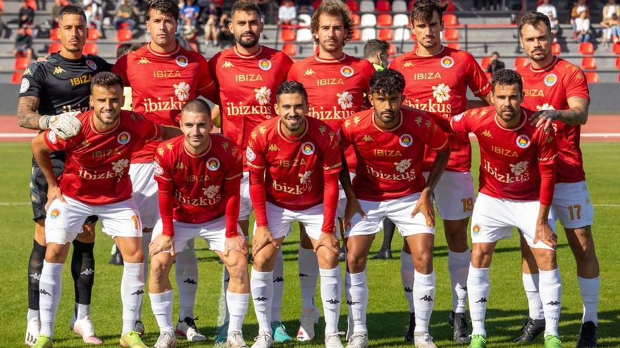 Once del CD Ibiza que se impuso en casa en la anterior jornada al Alcúdia por 2-1.