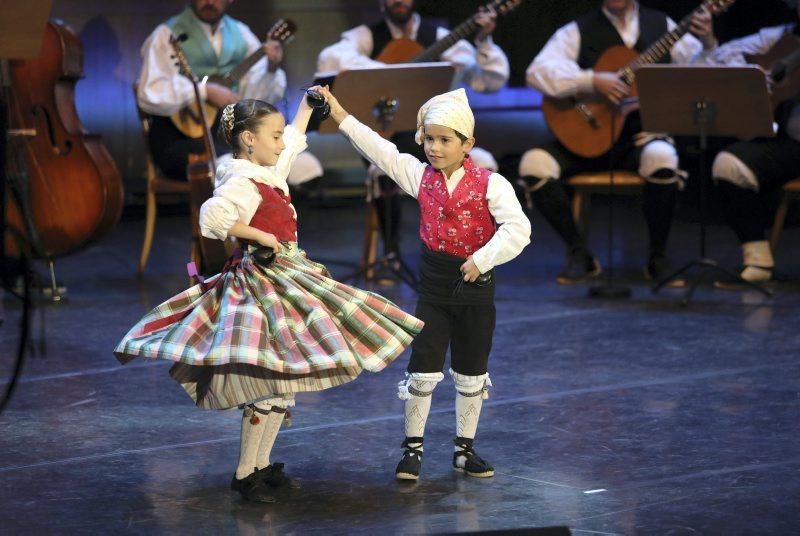 Certamen infantil de jota aragonesa en el Auditorio de Zaragoza
