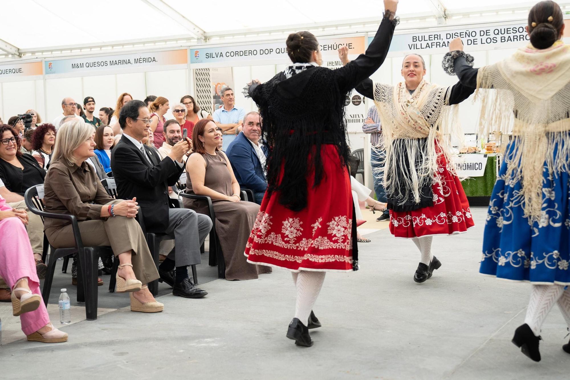 Así ha sido el acto inaugural de la Feria del Queso de Casar de Cáceres