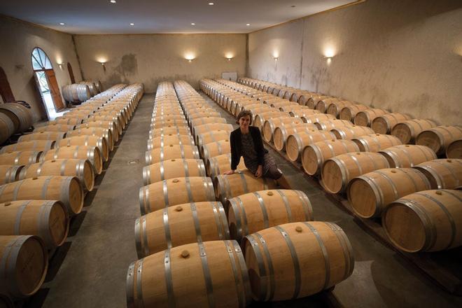 Barricas de vino en Burdeos