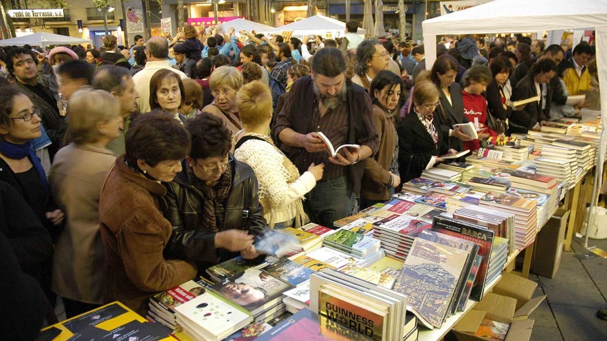 Terrassa se prepara para un Sant Jordi multitudinario.