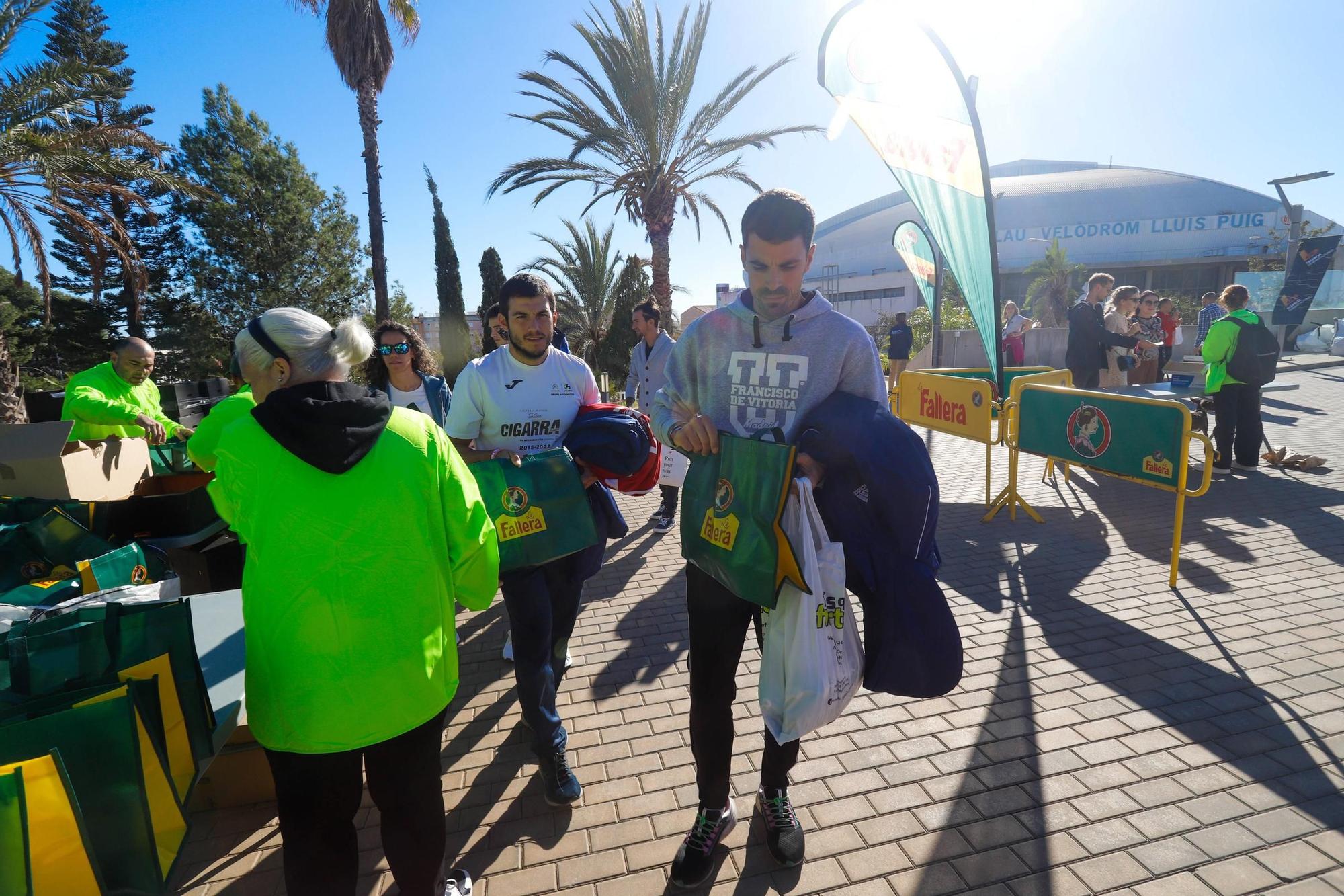 Segundo día de ExpoDeporte del Maratón Valencia Trinidad Alfonso