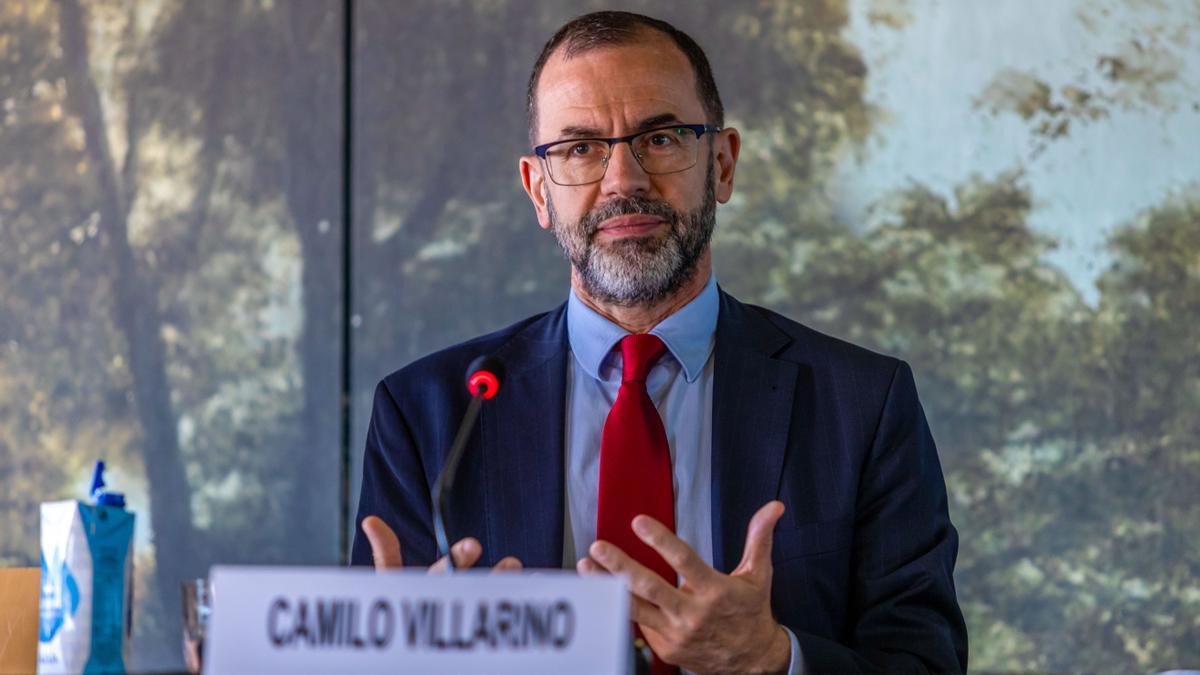 Felipe VI elige al diplomático Camilo Villarino jefe de la Casa del Rey.