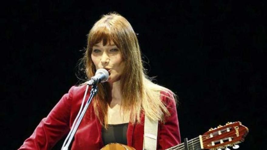 Carla Bruni despide su gira internacional en Barcelona