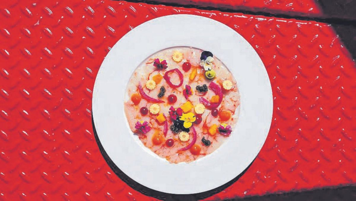 La carta fusiona las recetas nikkei con ingredientes de la isla.  | FOTOS: THE OYSTER &amp; CAVIAR BAR