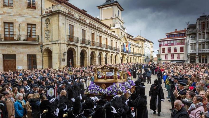 Las cofradías solo consiguen un tercio de los indultos que hace diez años