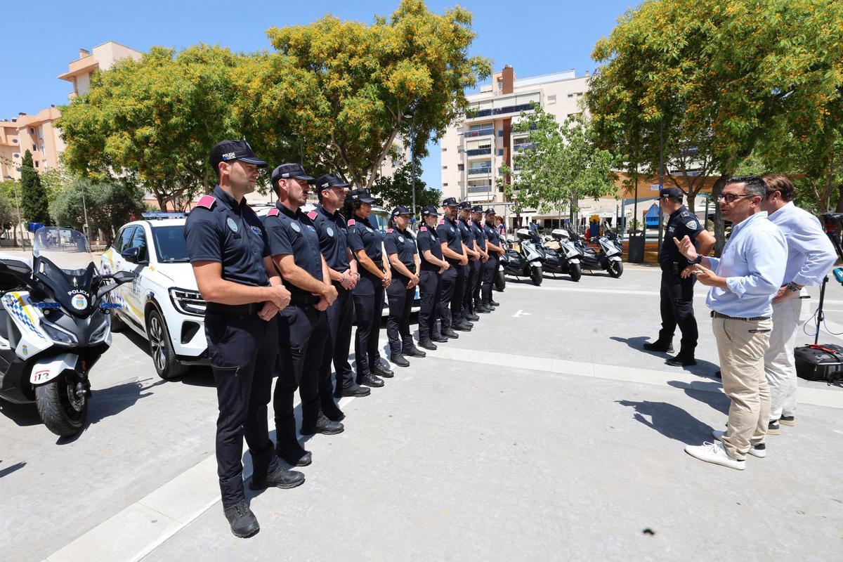 La Policía Local de Ibiza se refuerza con 11 agentes y 13 vehículos