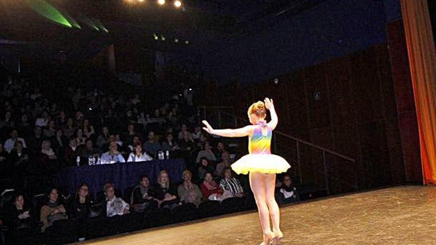 Blanes El 2n Concurs de Dansa reuneix 354 joves ballarins de Catalunya