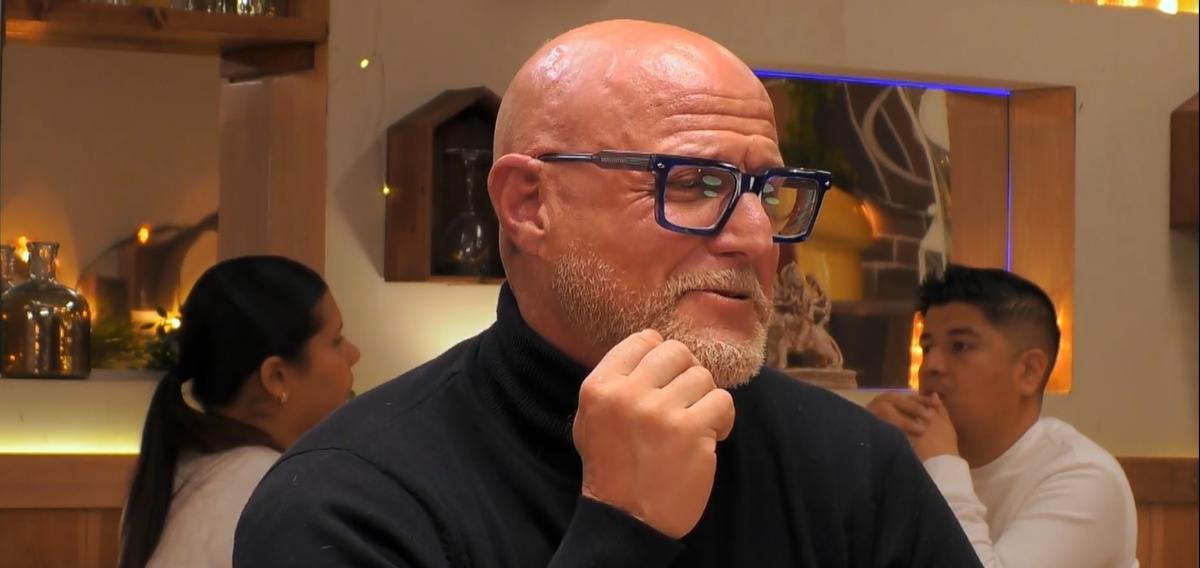 Carlos, soltero de Huesca, durante su cita 'First Dates'.