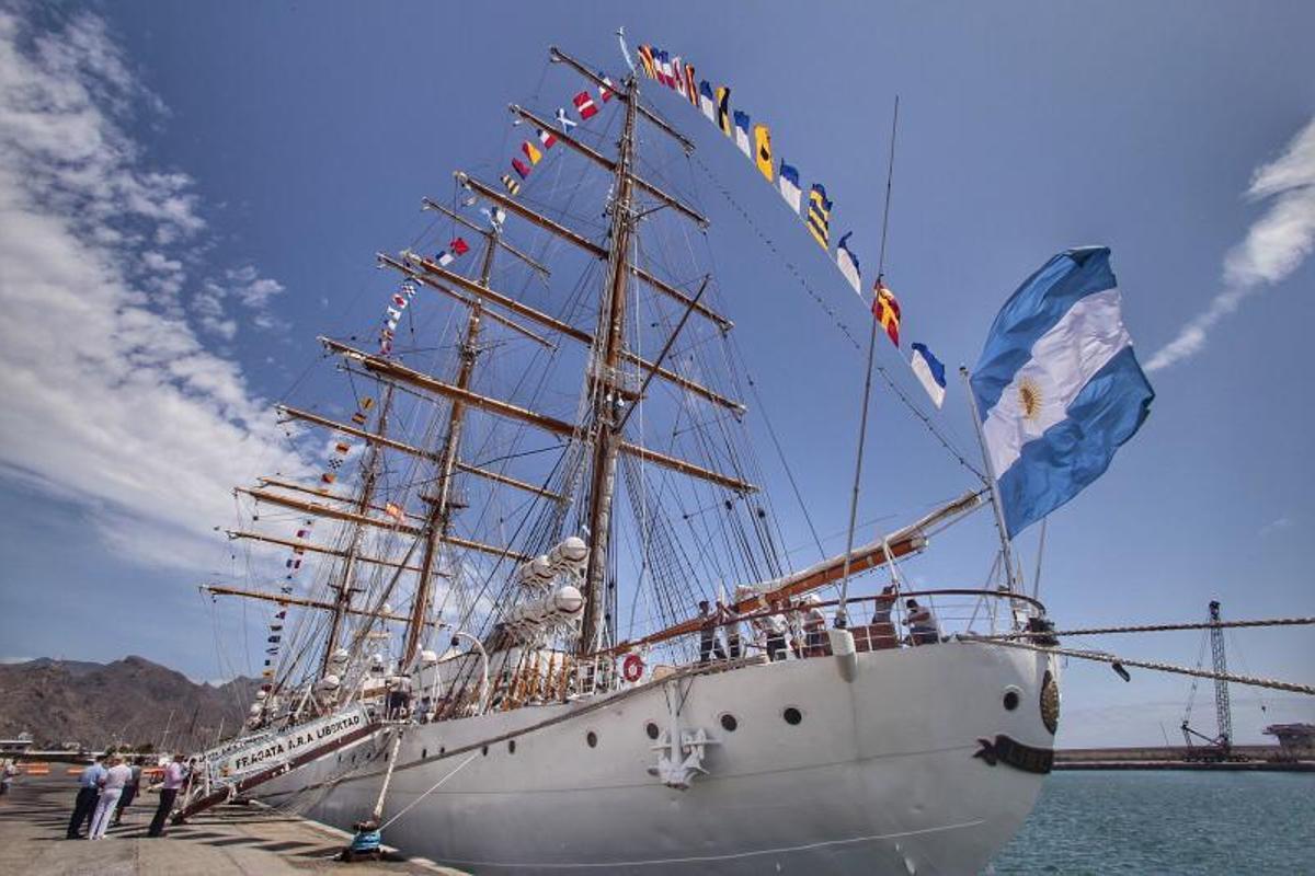 La Fragata 'ARA Libertad', en Tenerife La Fragata 'ARA Libertad', en Tenerife