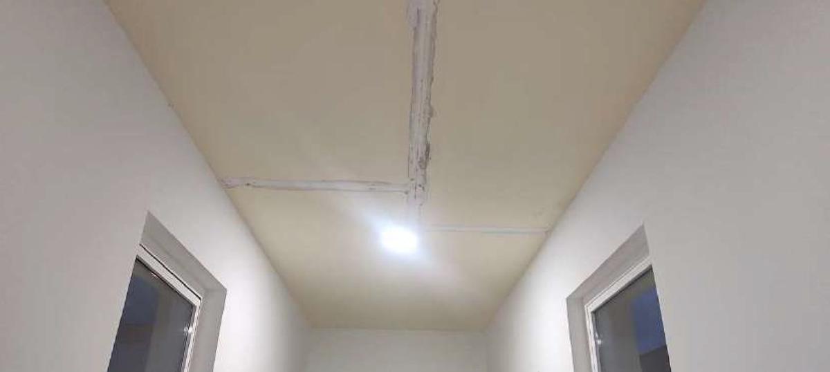 Los técnicos han detectado humedades en los techos del CEIP San Miguel.