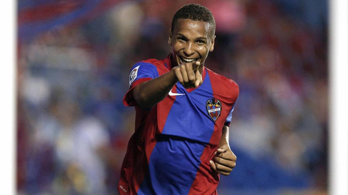 Deyverson celebra su gol ante el Villarreal