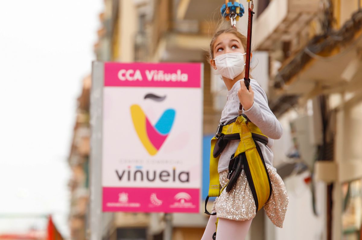 Viñuela Shopping Hill: Una fiesta de color para celebrar la primavera