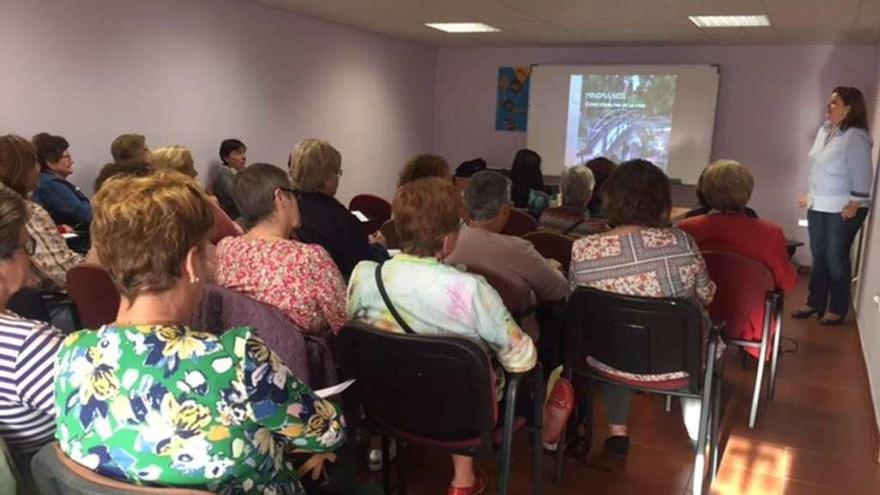 Candás organiza un curso sobre técnicas para controlar el estrés