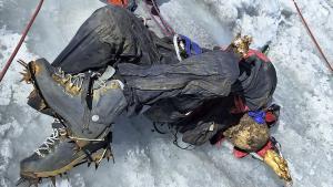 Los restos momificados del turista estadounidense desaparecido hace 22 años. Montaña Huascarán, Perú