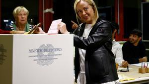 La coalició de dreta encapçalada per Giorgia Meloni guanya les eleccions a Itàlia amb majoria absoluta