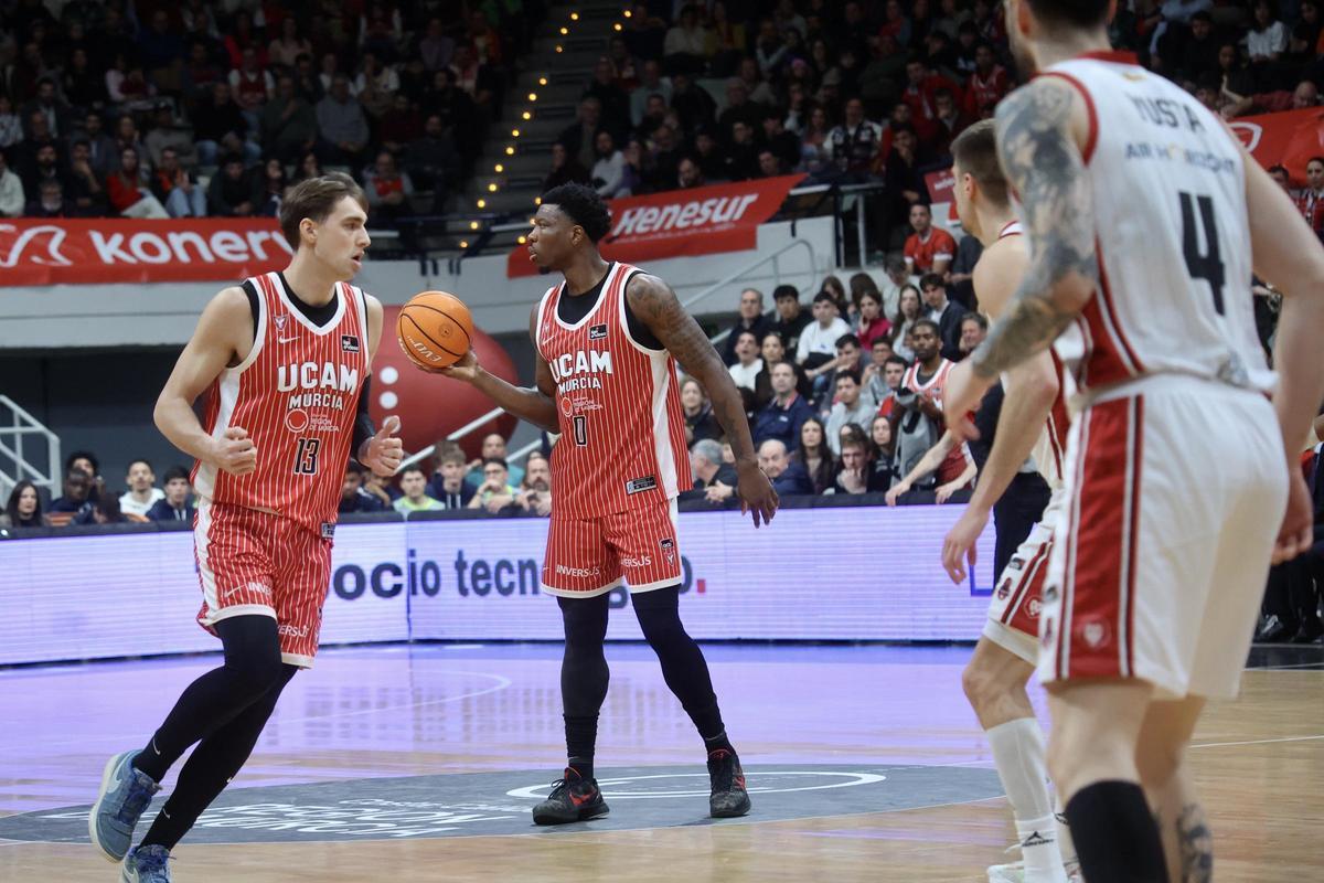 Las mejores imágenes de la victoria de UCAM Murcia frente a Casademont Zaragoza