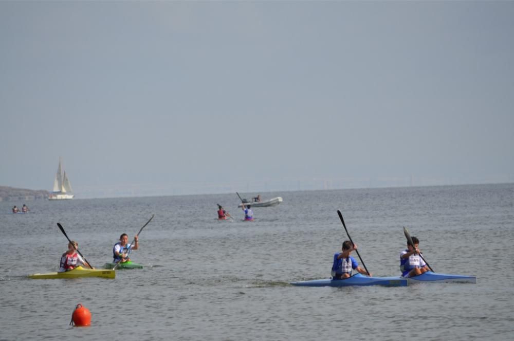 Liga Autonómica de Piragüismo en Playa Paraíso