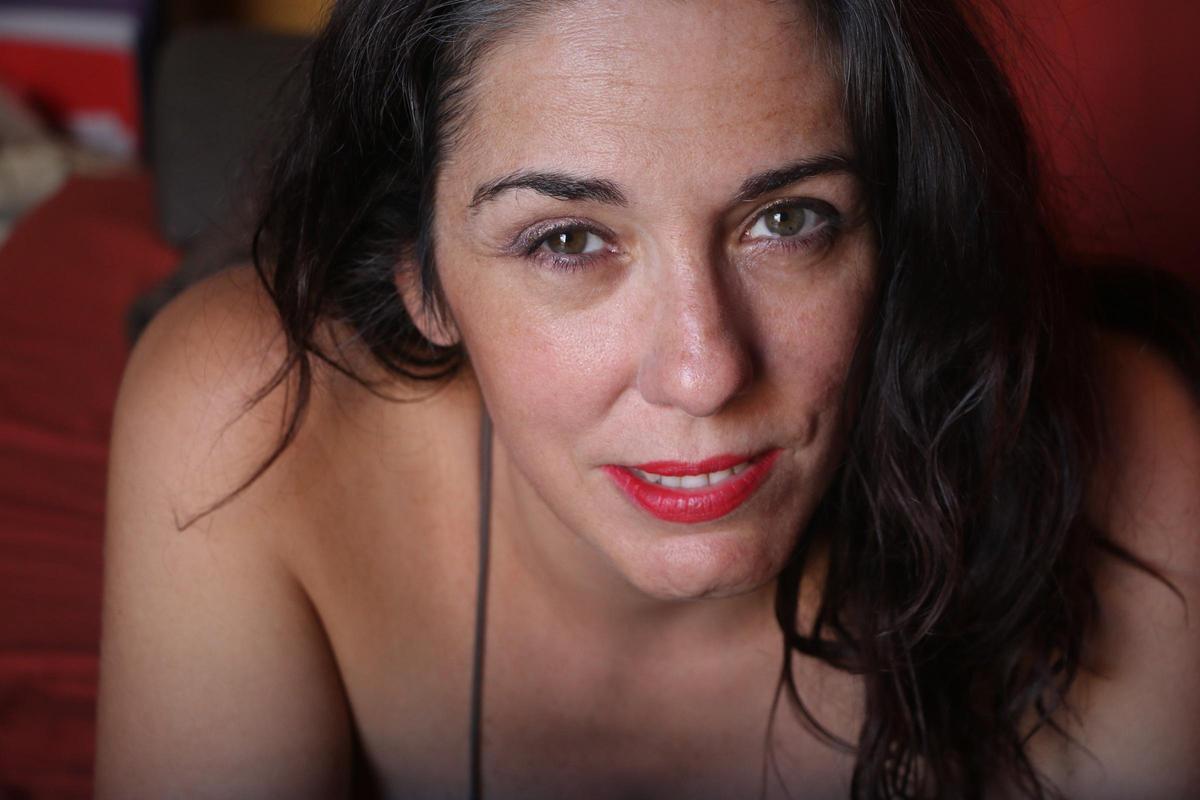 Pilar G. Almansa, la dramaturga e investigadora que desgranará loso excesos de la mítica pareja