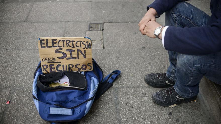 La Xunta admite que la pobreza sube y afecta ya a clases medias y jóvenes cualificados