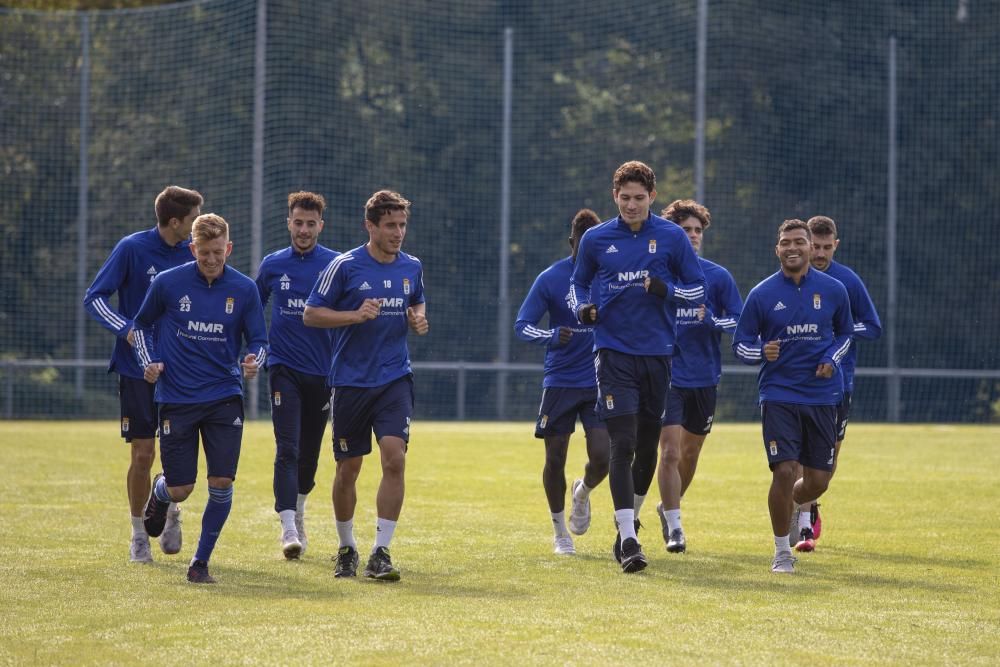 Entrenamiento del Oviedo tras el derbi