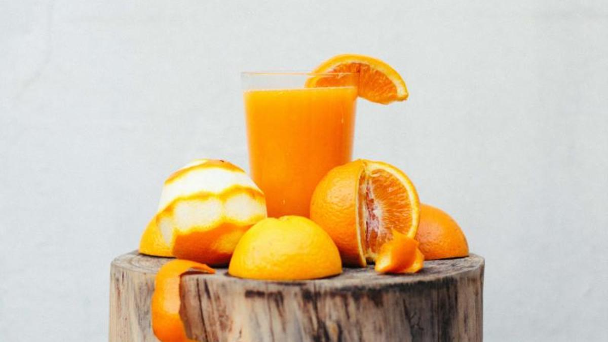Un zumo de naranja.
