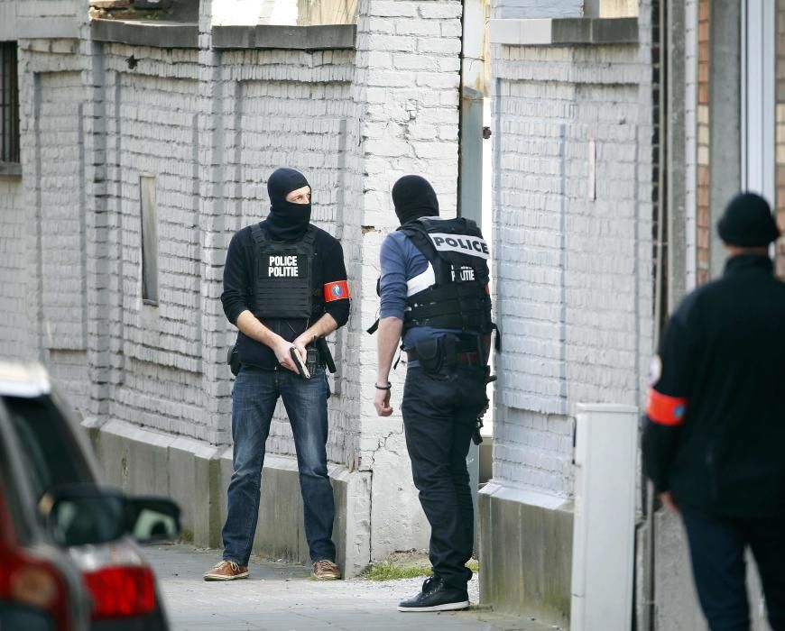 Un agente ha resultado herido durante una operación antiterrorista en Bruselas.