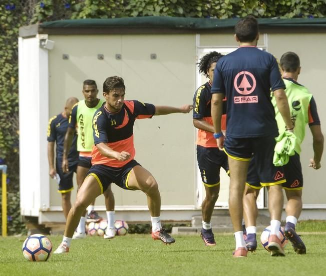 ENTRENAMIENTO DE LA UD LAS PALMAS EN BARRANCO ...