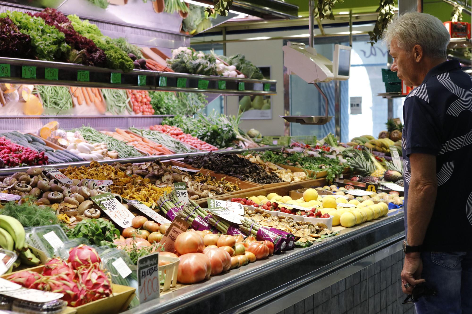 Mitten im Zentrum: Der Markt an der Plaça de l'Olivar