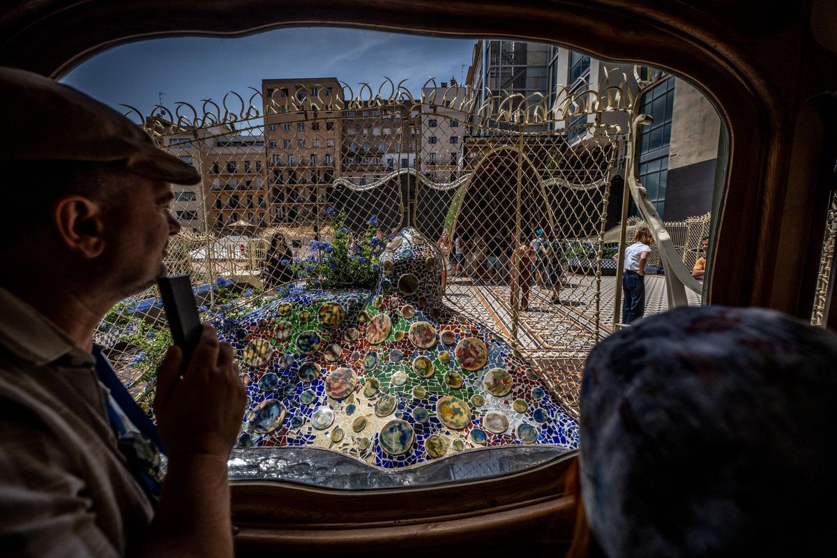 La Casa Batlló recupera sus colores originales