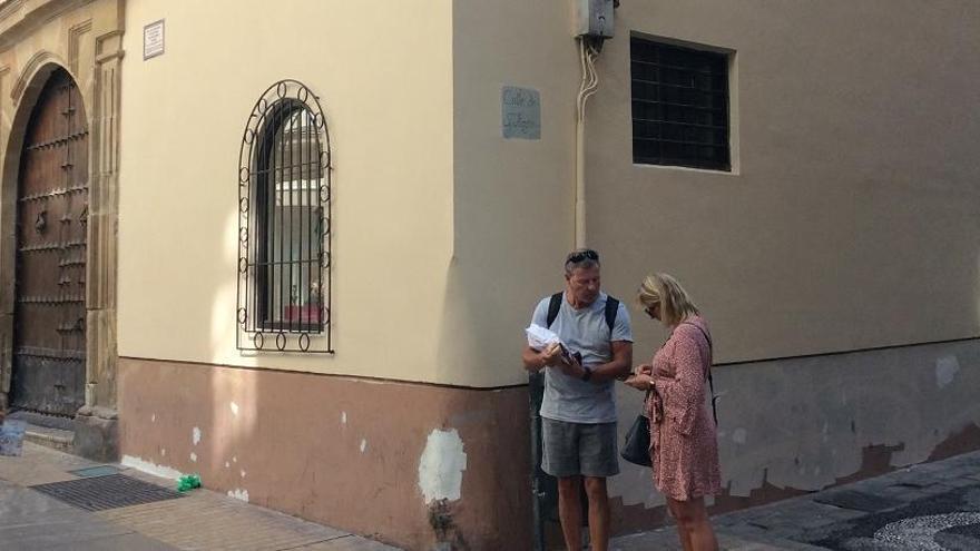 Se acabaron los tics al pasar por la calle Granada