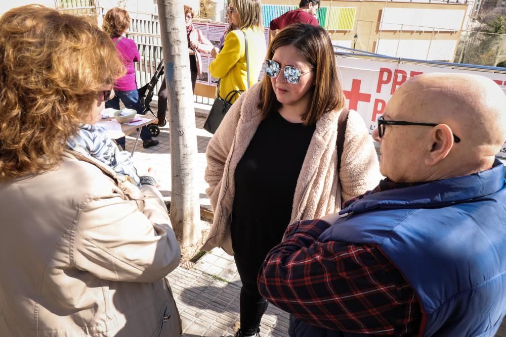 Concentración por el CEM de Alcoy