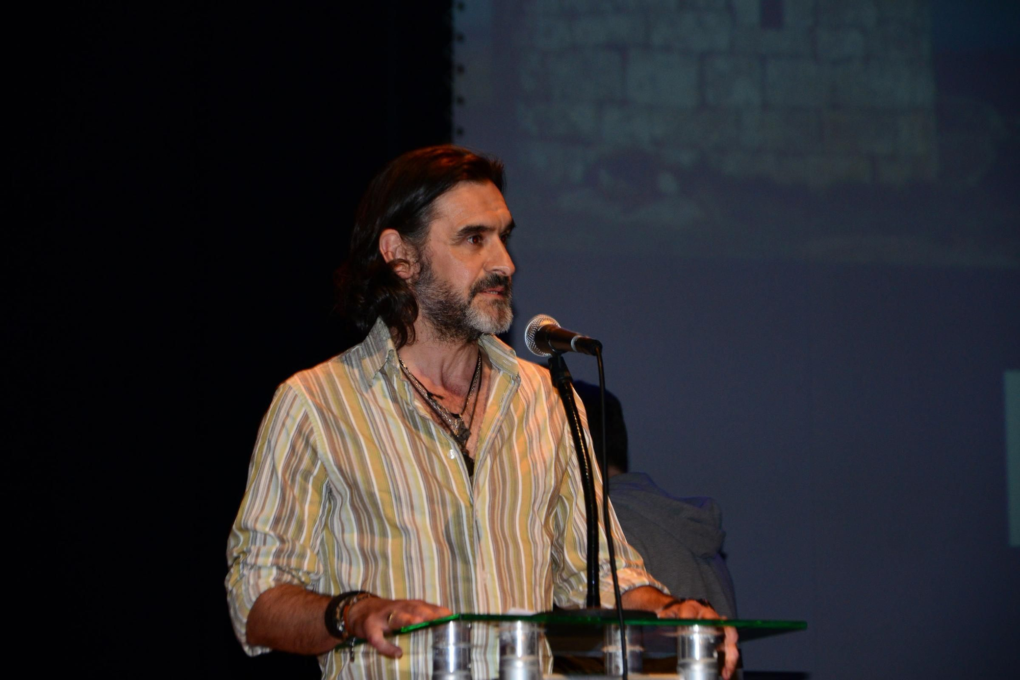 Cangas escribe otro capítulo de su cultura