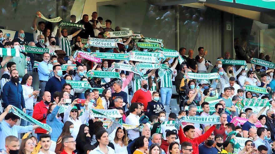 El Córdoba CF no conoce techo: ya van 9.100 abonados para el próximo curso